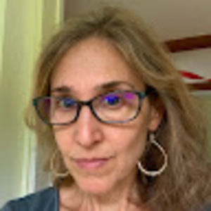 Meet your Posher, Jenifer